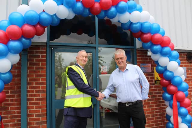Ashfield MP Lee Anderson (right) with Rod Benham, Managing Director of Dawsongroup Temperature Control Solutions.