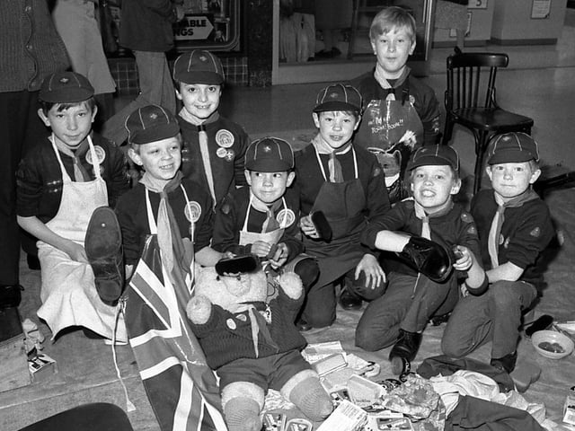 These Mansfield scouts get to work in 1986.