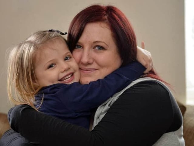 Proud mum Leanne had her life saved by her hero four-uear-old daughter Amelia, who called for help after she collapsed. https://www.chad.co.uk/news/mansfield-mums-pride-for-her-little-hero-4-who-saved-her-life-1249702