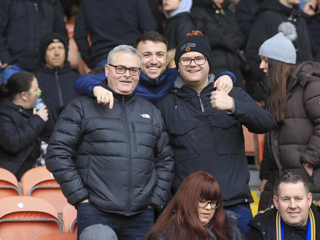 Mansfield Town ended a run of seven straight defeats with a draw at Blackpool.