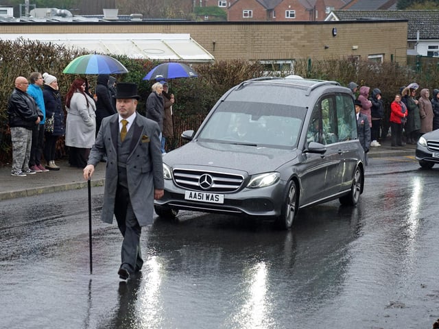 The funeral cortege made its way up Hill Crescent, and paused outside Dalestorth Primary School