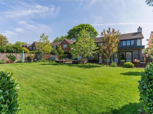 To the rear of the property, there is a fabulous, south west facing, landscaped garden with several entertaining spaces, bordering to Berry Hill Park. Central steps lead up to a well maintained lawn with borders to all sides with plants and shrubs.
