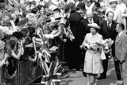 Large crowds gather to get a look at the Queen during The Queen's Silver Jubilee visit to Mansfield in 1977.
