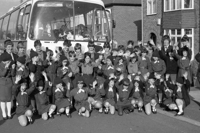 Woodhouse Girl Guides and Brownies en route to a trip to London in 1983