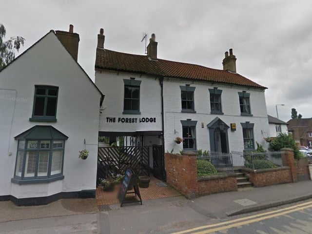 Forest Lodge received a 4.5 star rating on Tripadvisor and hosts quiz nights and bingo specials. Check social media for up to date details.