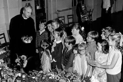 This photo was taken at the school's harvest festival in 1971.  The school, on Booth Crescent, is now known as Crescent Primary School.