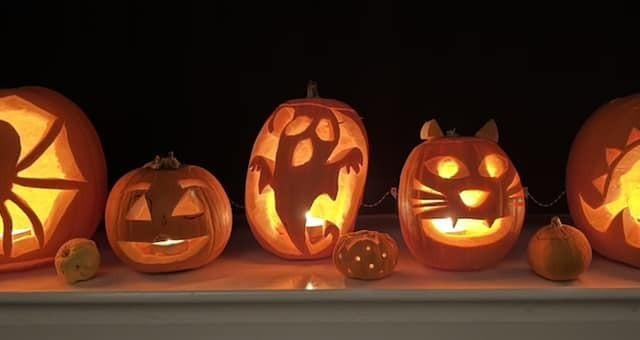 Hannah shared her spooky display - including spiders, ghosts and dinosaurs.