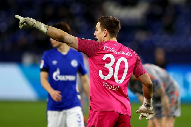 Rangers have not made a pre-contract offer to Schalke 04 goalkeeper Martin Fraisl but are interested in the Austrian. The Ibrox side are reported to be in the market for a new goalkeeper with Allan McGregor out of contract at the end of the season. Fraisl has impressed in the German second tier and has interest from Norwich City. (Daily Record)