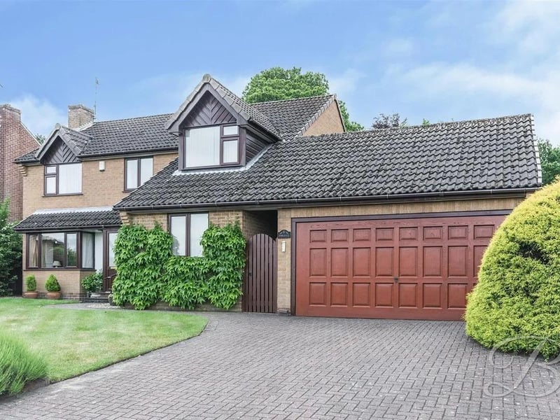 Welcome to this impressive four-bedroom detached home, perfectly positioned in the sought-after village of Ravenshead-offering peace, privacy, and convenient access to excellent local schools, shops, woodland walks, and transport links. Designed with flexibility in mind, this spacious property provides ample room to suit a variety of lifestyles, whether you're looking to entertain, work from home, or simply enjoy comfortable family living. Contact Buckley Brown 01623 355204.