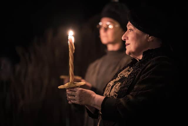 Beverley Klein (Yente). Photo: Marc Brenner