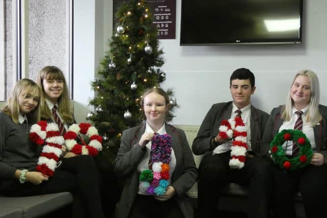 Pupils from The Garibaldi School delivered Christmas decorations to Parkside Care Home in Forest Town