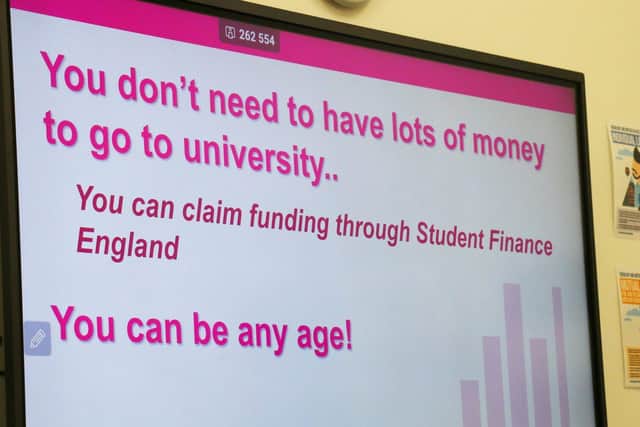 Helpful tips for enrolling at university