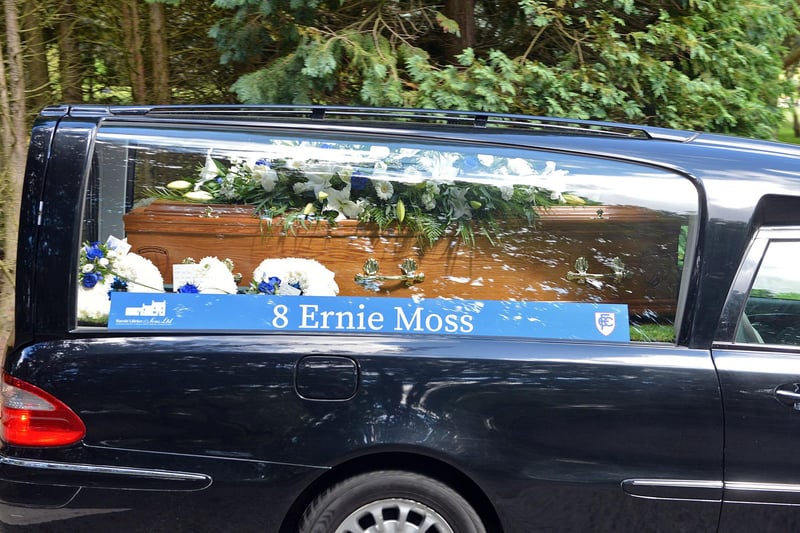 Ernie arrives at Chesterfield Crematorium.