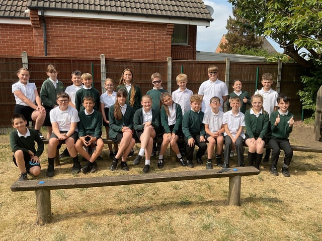 Sherwood Junior School 6B.