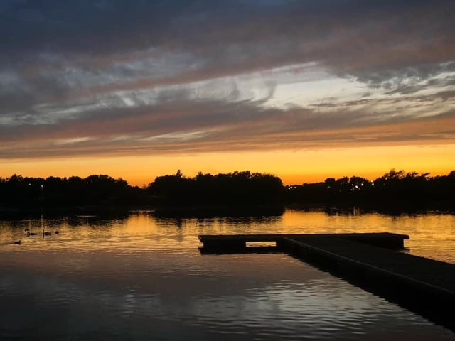 A lovely sunset snapshot from Mitchel at King's Mill Reservoir. Thanks for sharing.