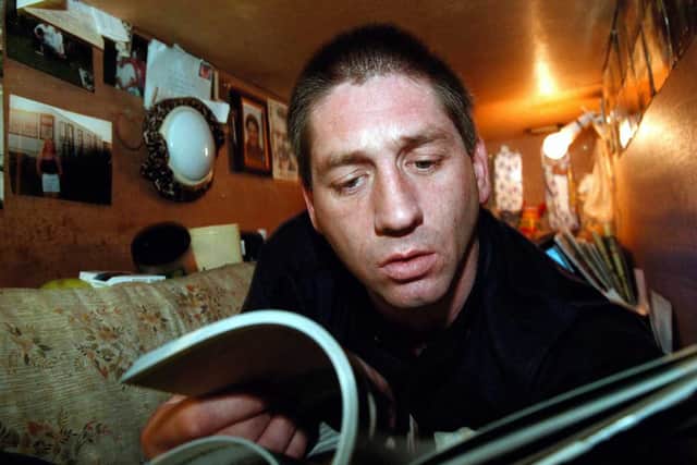 Almost 20 years ago, Mansfield man Geoff Smith spent five months down a hole, in a box. he remembers his strange feat.