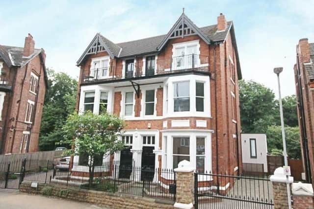 This five bedroom Victorian house features a top floor balcony overlooking Trent Bridge cricket ground. Full details here: https://www.rightmove.co.uk/property-for-sale/property-74128949.html