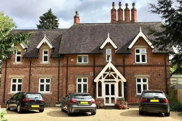 This four bedroom character detached house has a gated driveway and double garage, with extensive private gardens. Find out more here: https://www.rightmove.co.uk/property-for-sale/property-70016182.html