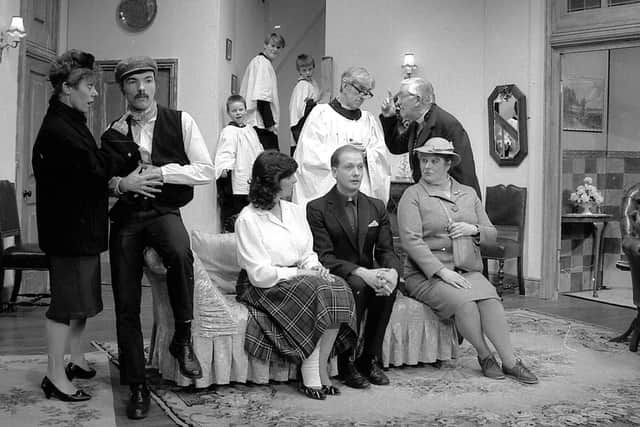 1989: Mansfield Panson Players take to the stage with Pools Paradise. Did you go and see it?