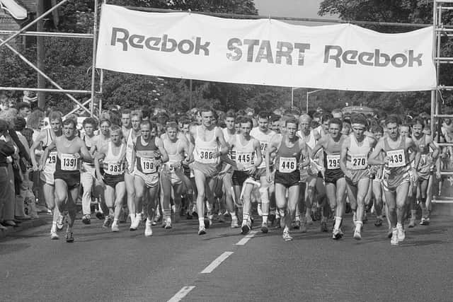 1990: Runners set the pace at the start of Mansfield Half Marathon. Did you take part in this?