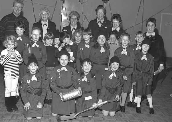 Forest Town Brownies prepare to bury a time capsule in 1989. Do you know anything about the project? Where is it buried and when is it planned to unearth it?