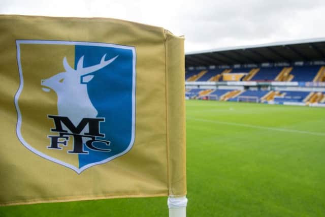 Stags' head physio Ross Hollinworth is to leave his post.