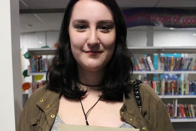 Elizabeth Burton-Johnston, 18, from Sutton, is off to studymedia and communication atDe Montfort university.