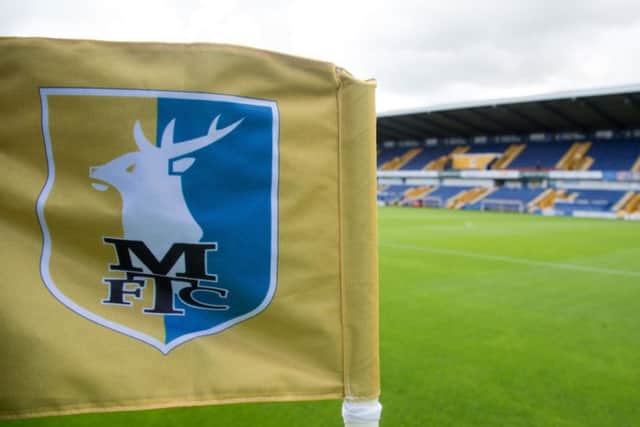 Stags' head physio Ross Hollinworth is to leave his post.