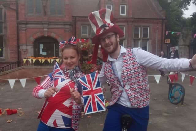 Emma Petkovic and Joe Saville  of The Joker Entertainment were on hand to show off their unicycling skills in Hucknall ahead of the race.