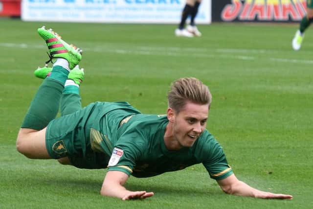 Picture Andrew Roe/AHPIX LTD, Football, EFL Sky Bet League Two, Cambridge United v Mansfield Town, Abbey Stadium, 22/09/2018, K.O 3pmMansfield's Danny Rose celebrates his goalAndrew Roe>>>>>>>07826527594
