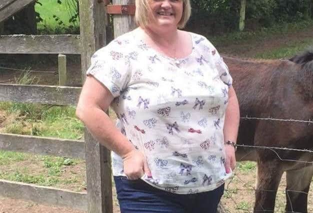Emma slimmed from20st5lbs to11st9.5lbs.