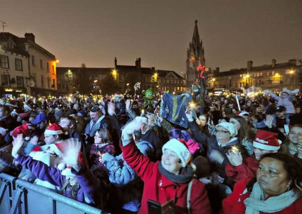 Mansfield Christmas lights switch on 2018.