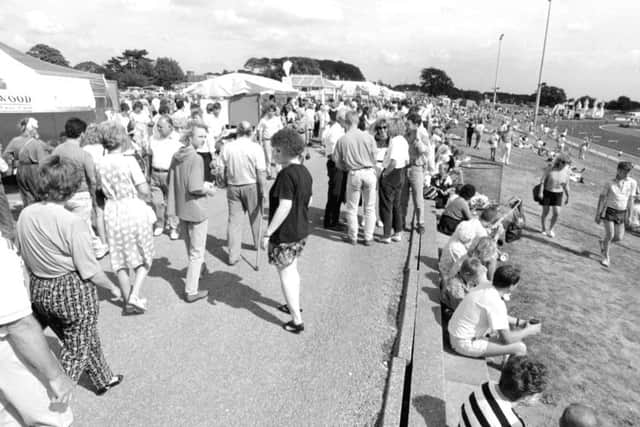 1990: A fabulous nostalgic shot of the Mansfield Show. Did you go?