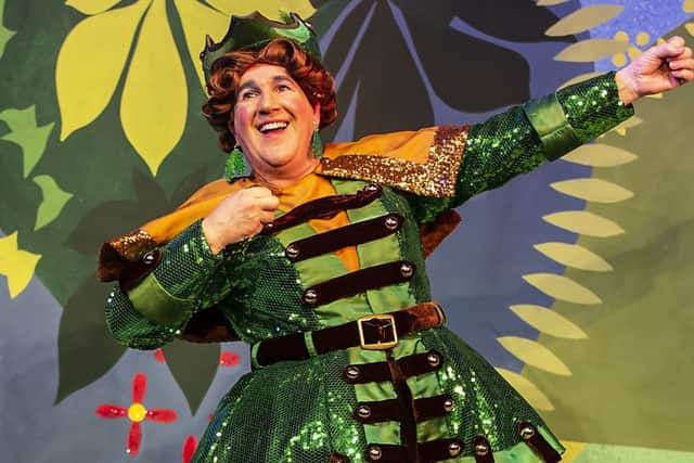 Robin Hood and the Babes in the Wood, Nottingham Playhouse. Photo by Pamela Raith.