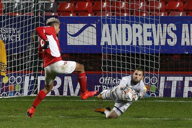 Picture by Gareth Williams/AHPIX.com; Football; Emirates FA Cup; Charlton Athletic v Mansfield Town; 20/11/18  KO 19:45; The Valley; copyright picture; Howard Roe/AHPIX.com; Mansfield keeper Bobby Olejnik claims at the second attempt with Charlton's Lyle Taylor lurking