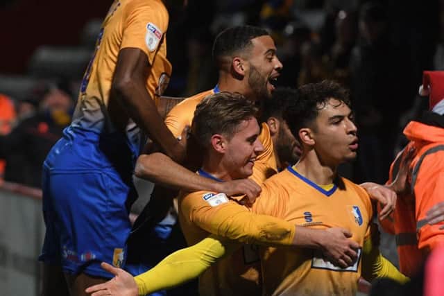 Picture Andrew Roe/AHPIX LTD, Football, EFL Sky Bet League Two, Stevenage v Mansfield Town, The Lamex Stadium, 22/12/2018, K.O 3pm
Mansfield's Tyler Walker (r) celebrates his goal with his team mates
Andrew Roe>>>>>>>07826527594