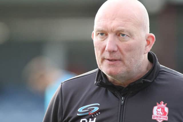 Alfreton Town v Stockport, manager Billy Heath