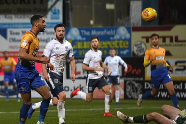CJ Hamilton heads his side in front. Pic by Andrew Roe.