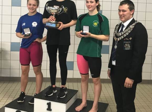 Chloe Quinn finished third in the 200m freestyle.