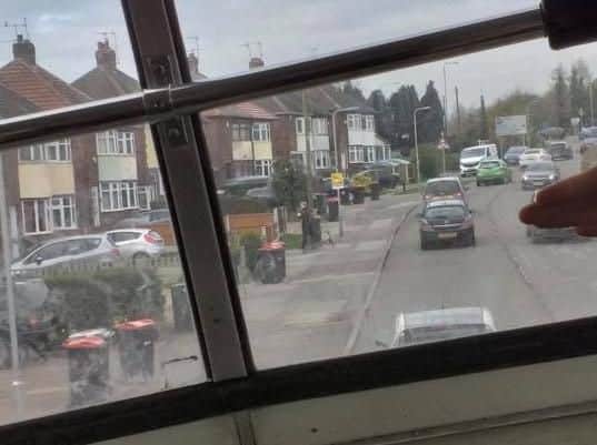 Wonky bus