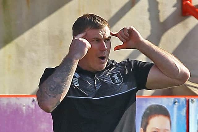 Picture by Gareth Williams/AHPIX.com; Football; Sky Bet League Two; Exeter City v Mansfield Town; 30/3/2019 KO 15.00; St James Park; copyright picture; Howard Roe/AHPIX.com; Stags boss David Flitcroft calls for concentration from his players after they took the lead at Exeter