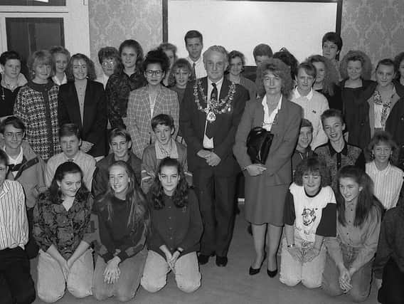 1989: A fabulous group shot featuring children involved in the Duke of Edinburgh Awards. Are you on this picture?