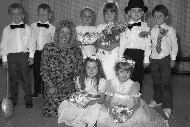 1989: Pupils from Carter Lane School in Mansfield perform a mock wedding. Did you go to this school?