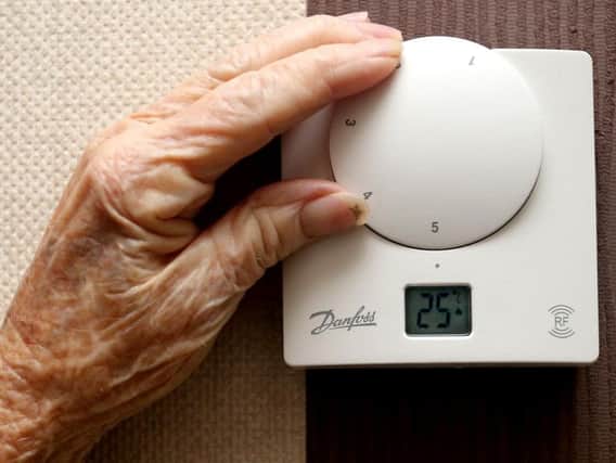Measures to tackle fuel poverty have hit a three-year low in Nottinghamshire.