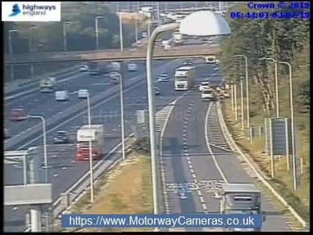 Breakdown on M1 exit road at junction 25