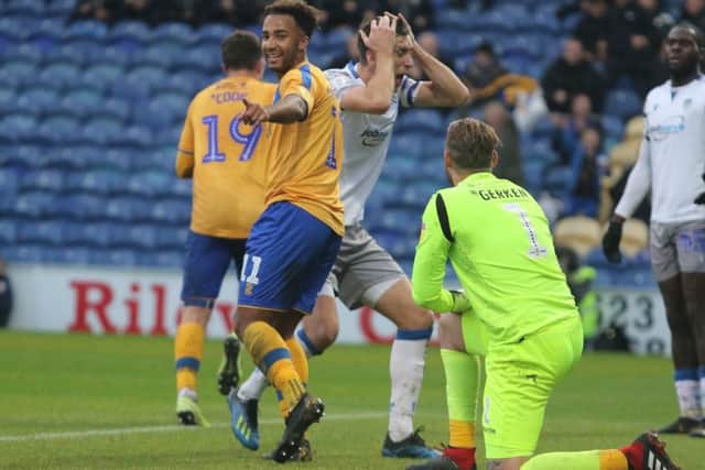 Mansfield Town 2 v 3 Colchester