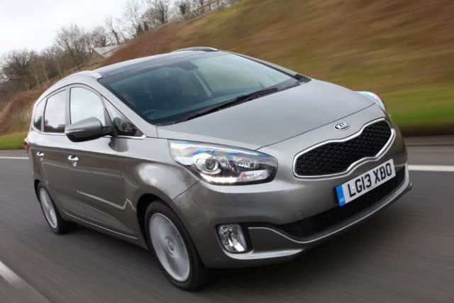 The new Kia Carens '3' 1.7 CRDi 6-speed manual ISG
