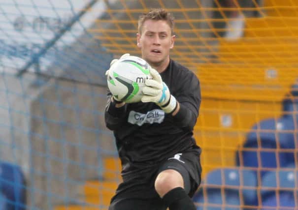 Mansfield Town 'keeper Alan Marriott  -Pic by:Richard Parkes