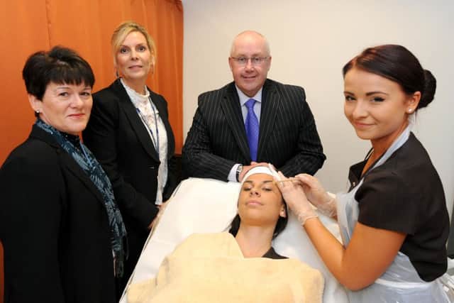 Promotion of new health and safety procedures during beauty treatments at Vision West Notts.
Tina Edge Chartered Environment Health Officer, Amanda Jogela Head of Lifestyle Academy, Cllr Mick Barton, Shannon Hayter and Polly Walton.