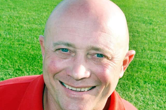 08-1770-21
Alfreton Town FC
Nicky Law, manager
